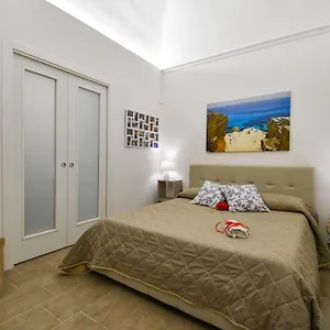 https://la-vie-en-rose.sicilyhotelsitaly.net