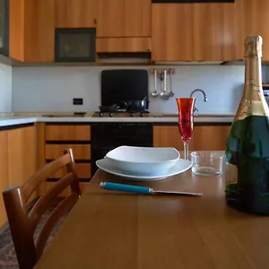 https://casa-faby-family-house-milano-baggio.it-lombardy.com